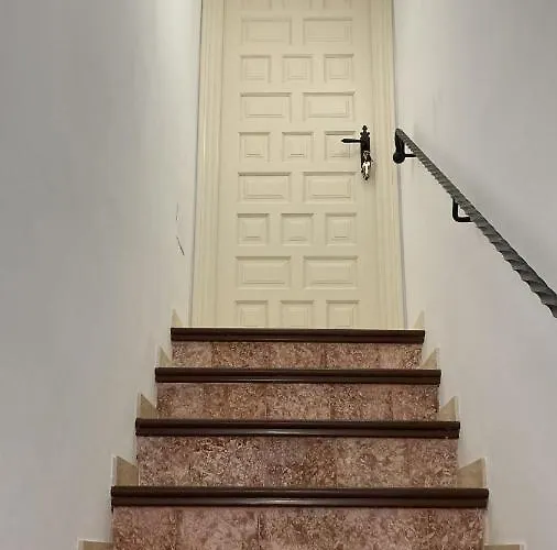 Casa Del Guardes Del Convento *