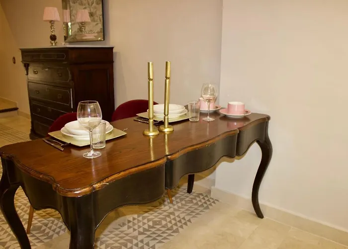 Casa Del Guardes Del Convento *